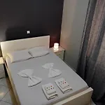 White Tatil Evi