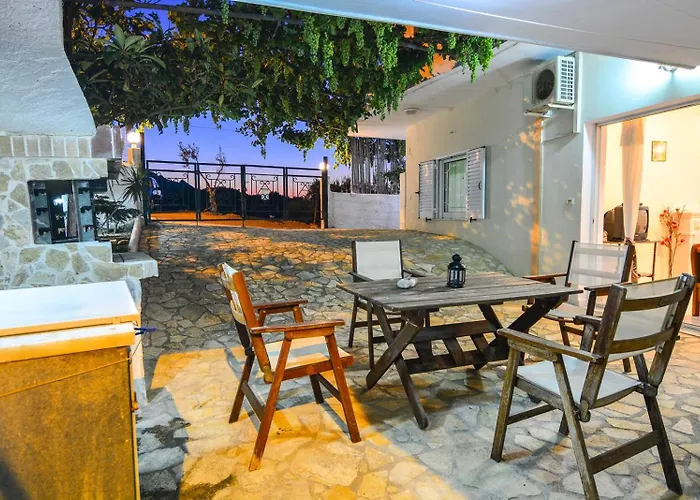 Semesterbostad White L Xylokastro